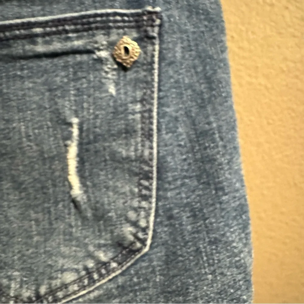 Democracy Distressed Blue Jean Shorts Size 12 - Picture 6 of 10